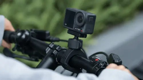 DJI Osmo Action 4 am Fahrradlenker