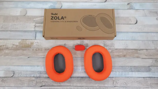 Teufel ZOLA coral red Ohrpolster und Mikrofon Popschutz