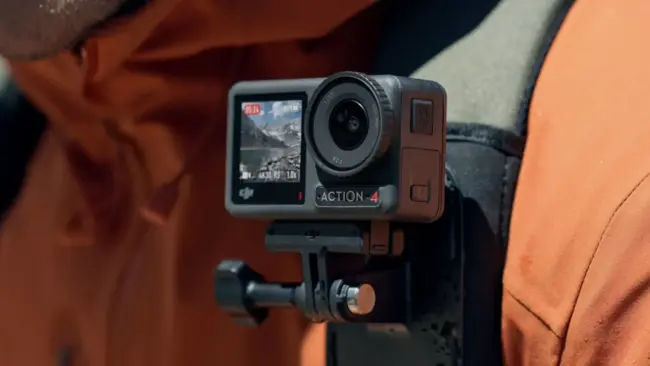 DJI Osmo Action 4 am Rucksack